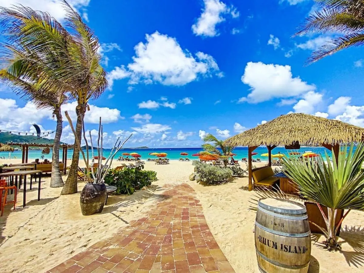 Princess Blue, 3Bdr, Beach Front Deluxe, Orient Bay, Pool, Wifi 100 Mps