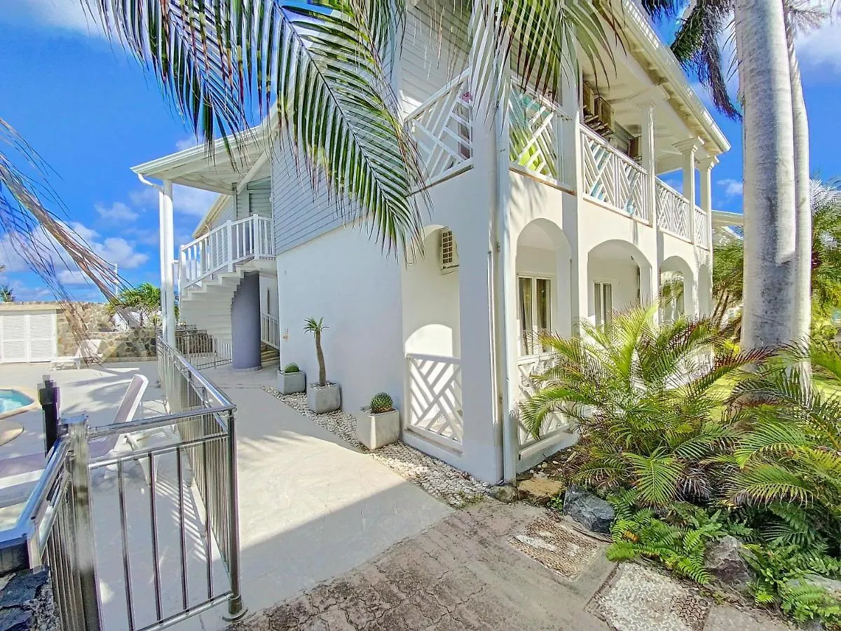 Princess Blue, 3Bdr, Beach Front Deluxe, Orient Bay, Pool, Wifi 100 Mps Sint Maarten/Saint Martin